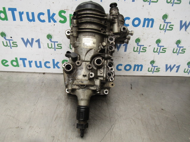 MERCEDES ACTROS MP4 OM471-6 OIL COOLER AND HOUSING P/NO A4710908552/001 - Двигатель и запчасти для Грузовиков: фото 1 MERCEDES ACTROS MP4 OM471-6 OIL COOLER AND HOUSING P/NO A4710908552/001 - Двигатель и запчасти для Грузовиков: фото 1