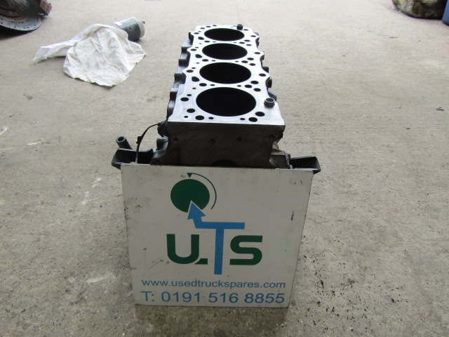 MITSUBISHI 4M42 STD BLOCK - Двигатель и запчасти для Грузовиков: фото 1