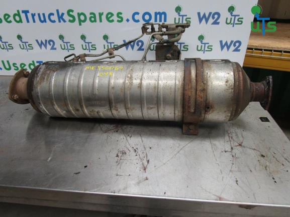 MITSUBISHI FUSO 75C CATALYST / DPF (SCR SYSTEM) P/NO ME556047 - Выхлопная система для Грузовиков: фото 1 MITSUBISHI FUSO 75C CATALYST / DPF (SCR SYSTEM) P/NO ME556047 - Выхлопная система для Грузовиков: фото 1