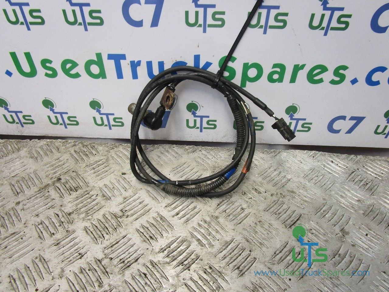 MITSUBISHI FUSO 75C OFFSIDE REAR ABS SENSOR - Детали тормозной системы для Грузовиков: фото 1 MITSUBISHI FUSO 75C OFFSIDE REAR ABS SENSOR - Детали тормозной системы для Грузовиков: фото 1