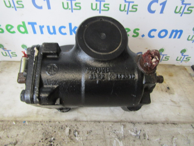 RENAULT MIDLUM 160/180 DXI 7.5 TON STEERING BOX P/NO 90202B SLR2250310 - Рулевое управление для Грузовиков: фото 1 RENAULT MIDLUM 160/180 DXI 7.5 TON STEERING BOX P/NO 90202B SLR2250310 - Рулевое управление для Грузовиков: фото 1