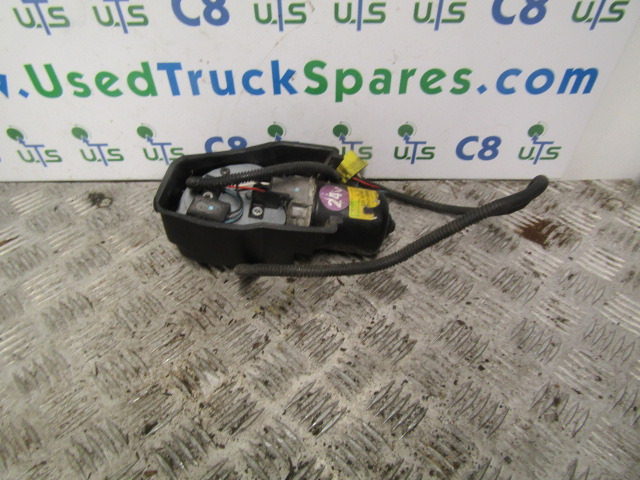 RENAULT MIDLUM DCI WIPER MOTOR P/NO 53558402 - Кабина и интерьер для Грузовиков: фото 1 RENAULT MIDLUM DCI WIPER MOTOR P/NO 53558402 - Кабина и интерьер для Грузовиков: фото 1