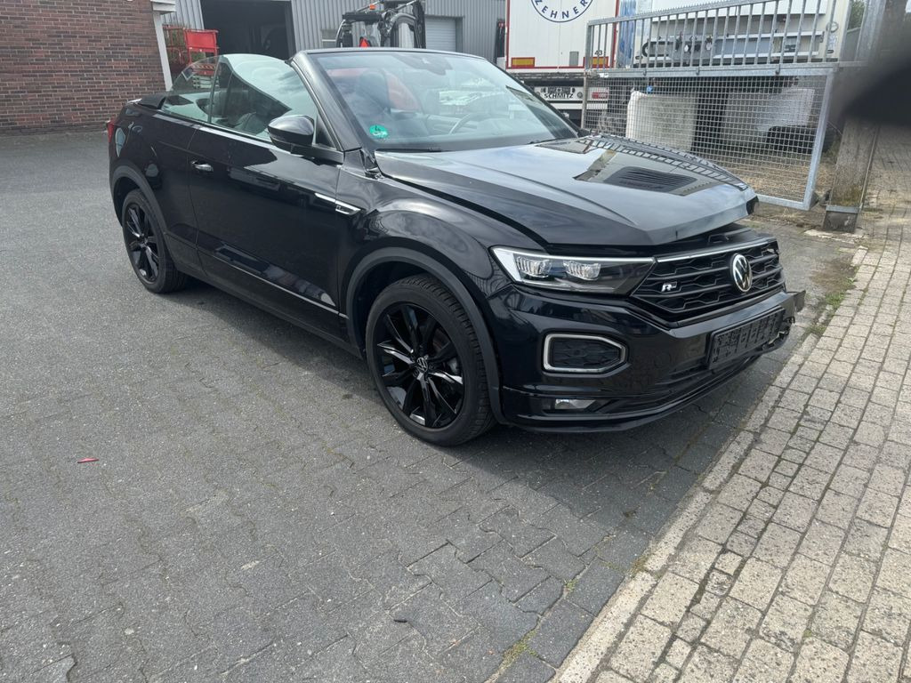 Легковой автомобиль Volkswagen T-Roc Cabriolet R-Line 150 PS DSG 15000 KM: фото 1 Легковой автомобиль Volkswagen T-Roc Cabriolet R-Line 150 PS DSG 15000 KM: фото 1