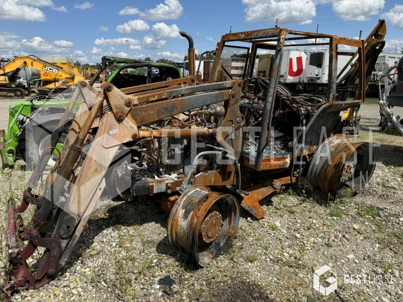 CASE IH JXU - Трактор: фото 1 CASE IH JXU - Трактор: фото 1
