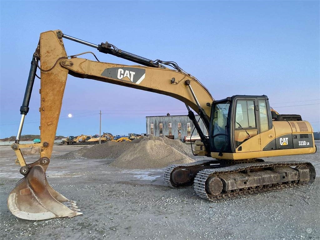 CAT 323 DLN  в лизинг CAT 323 DLN: фото 7