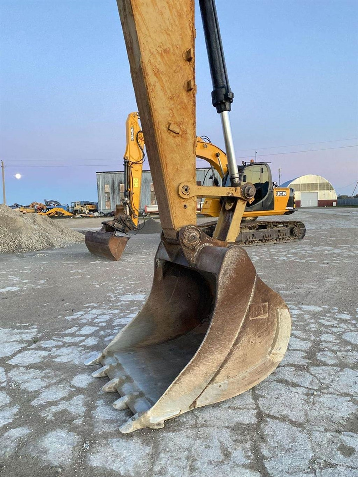 CAT 323 DLN  в лизинг CAT 323 DLN: фото 11