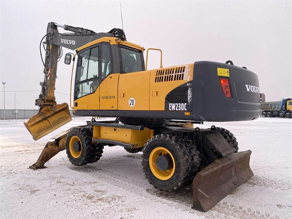 Volvo EW 230 C , 25 ton - Гусеничный экскаватор: фото 1 Volvo EW 230 C , 25 ton - Гусеничный экскаватор: фото 1