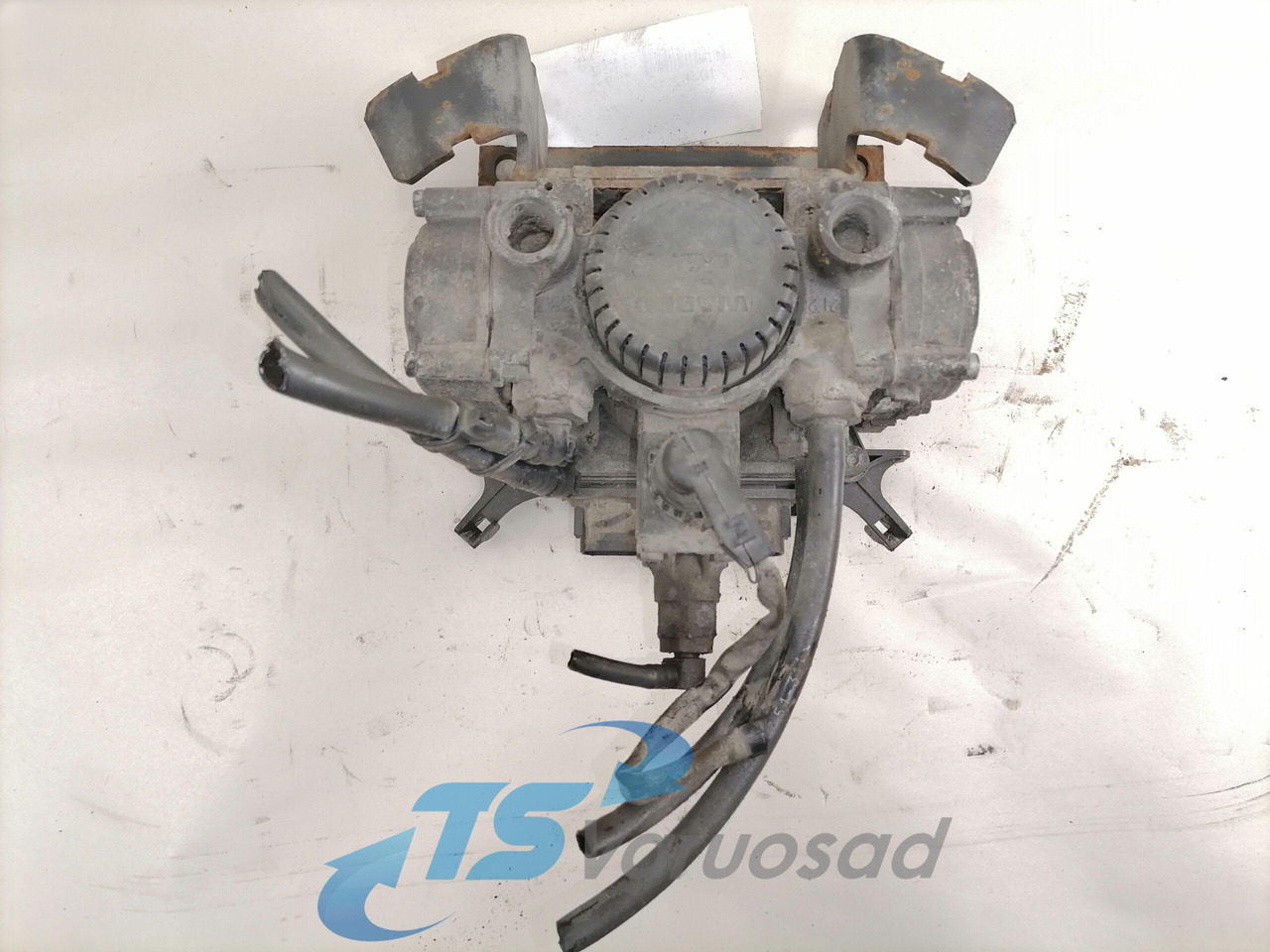 Mercedes-Benz Rear axel brake pressure control valve 4801050060 - Тормозной клапан для Грузовиков: фото 2 Mercedes-Benz Rear axel brake pressure control valve 4801050060 - Тормозной клапан для Грузовиков: фото 2