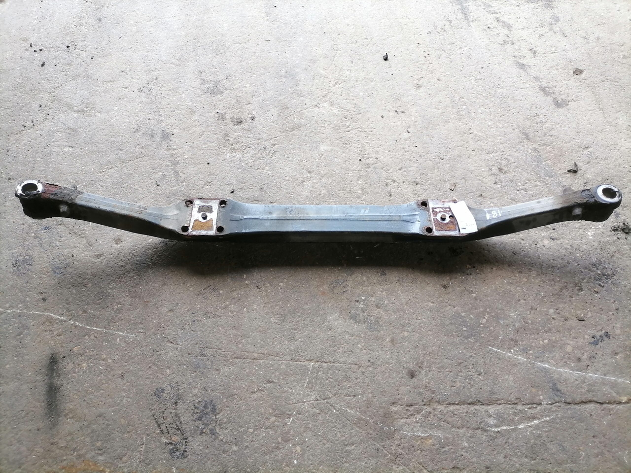 Scania Axel housing 1394399 - Передняя ось для Грузовиков: фото 2 Scania Axel housing 1394399 - Передняя ось для Грузовиков: фото 2