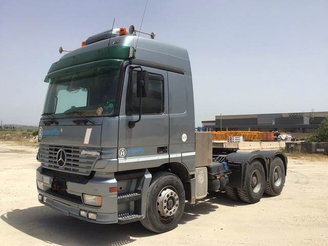 Mercedes-Benz Actros 3353S - Тягач: фото 1 Mercedes-Benz Actros 3353S - Тягач: фото 1