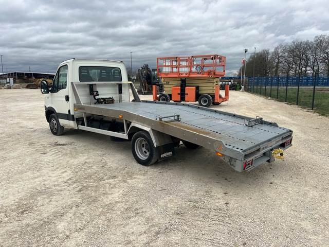 Iveco Daily 35C15 - Эвакуатор: фото 2 Iveco Daily 35C15 - Эвакуатор: фото 2