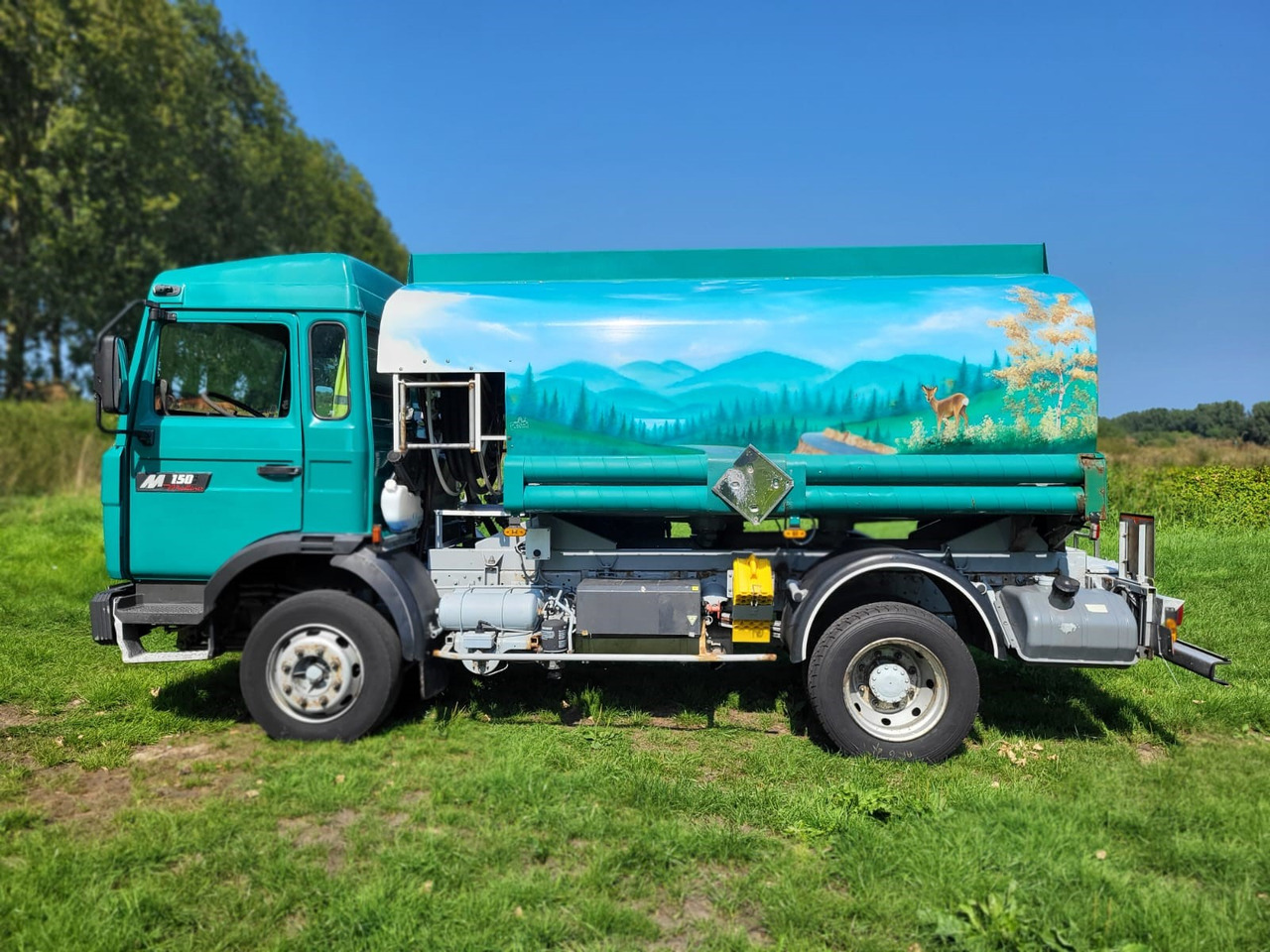 Renault Midliner 150 - Грузовик-цистерна: фото 2 Renault Midliner 150 - Грузовик-цистерна: фото 2