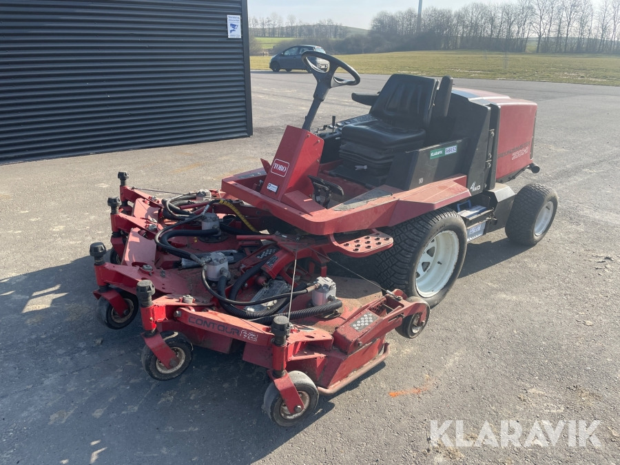 Græsslåmaskine Toro Groundsmaster 3000-D 4XD - Газонокосилка: фото 1 Græsslåmaskine Toro Groundsmaster 3000-D 4XD - Газонокосилка: фото 1