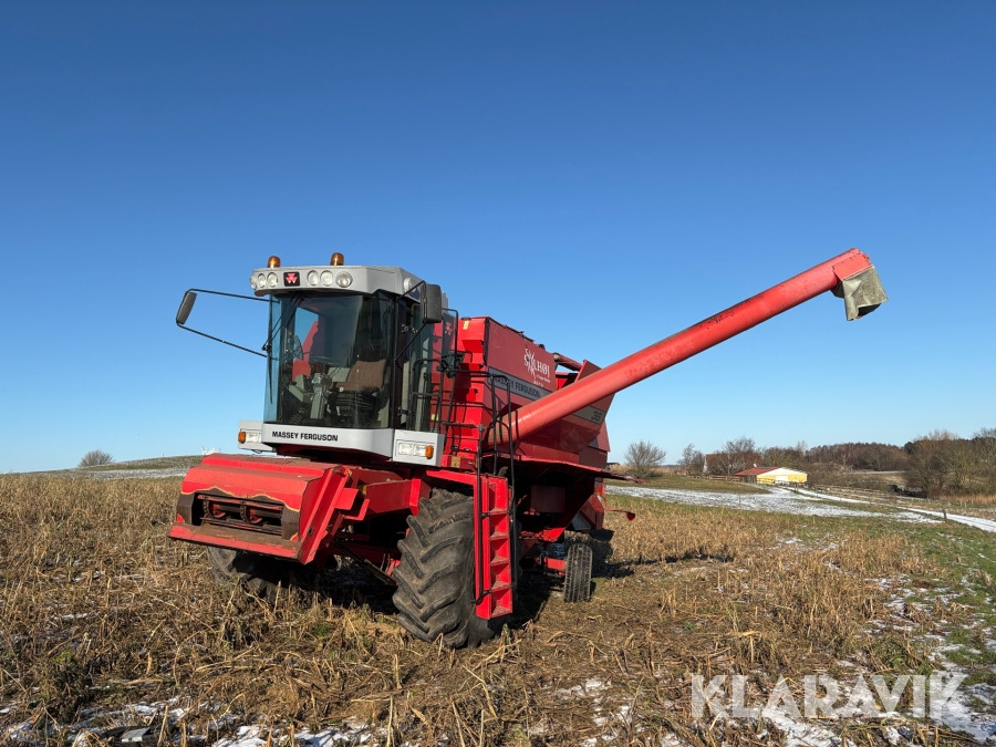 Зерноуборочный комбайн Mejetærsker med skærebord Massey Ferguson MF 36: фото 1 Зерноуборочный комбайн Mejetærsker med skærebord Massey Ferguson MF 36: фото 1