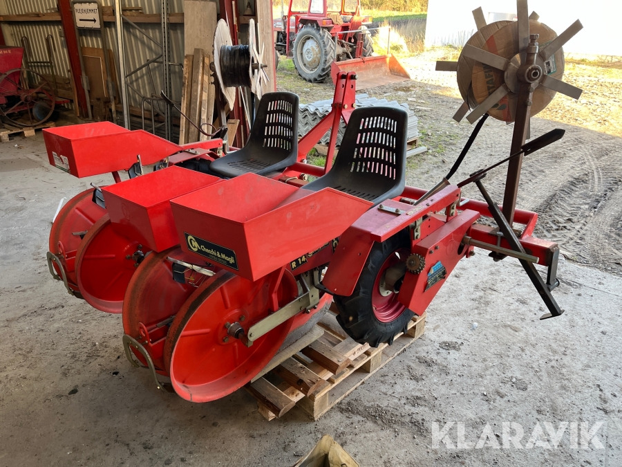 Plantemaskine Checchi&Magli 2 rækker - Инструмент/ Оборудование: фото 1