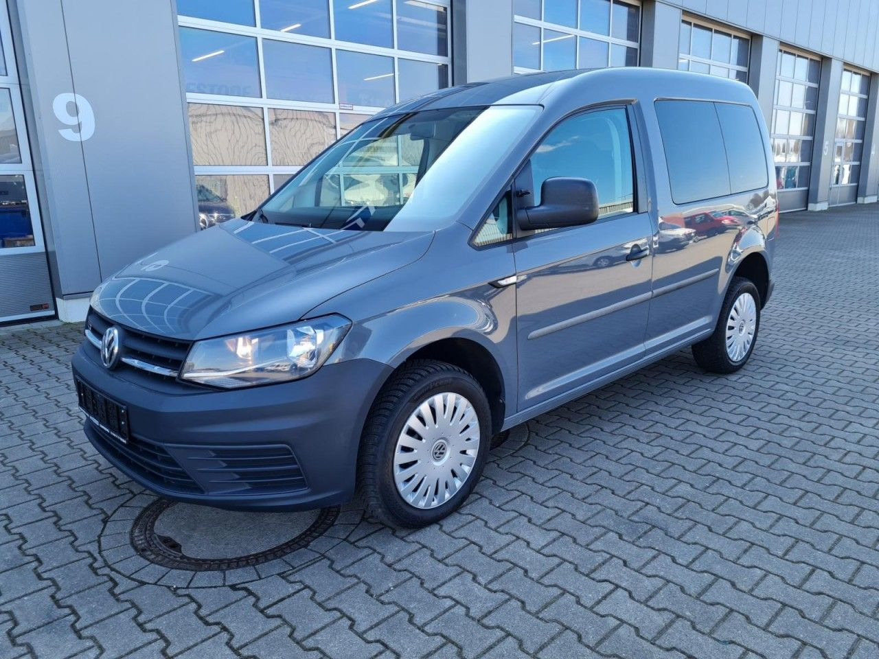 Volkswagen Caddy 4Motion 2.0 TDI Kombi (EURO 6d-TEMP) - Легковой автомобиль: фото 3 Volkswagen Caddy 4Motion 2.0 TDI Kombi (EURO 6d-TEMP) - Легковой автомобиль: фото 3