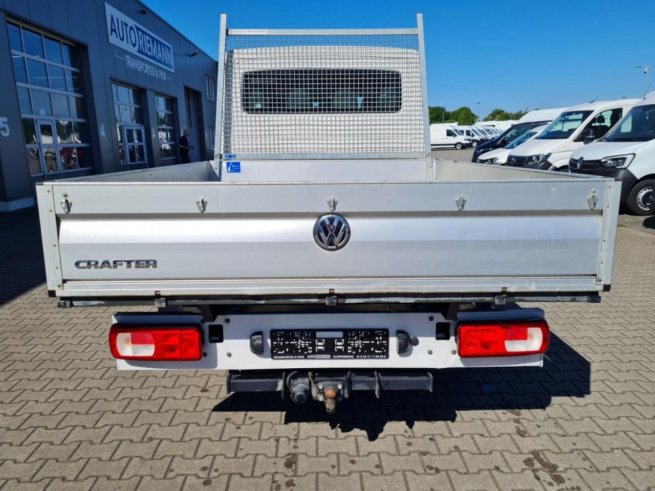 Volkswagen Crafter 35 Doka MR 7-Sitze AHK KLIMA KOMFORT - Малотоннажный бортовой грузовик: фото 5 Volkswagen Crafter 35 Doka MR 7-Sitze AHK KLIMA KOMFORT - Малотоннажный бортовой грузовик: фото 5