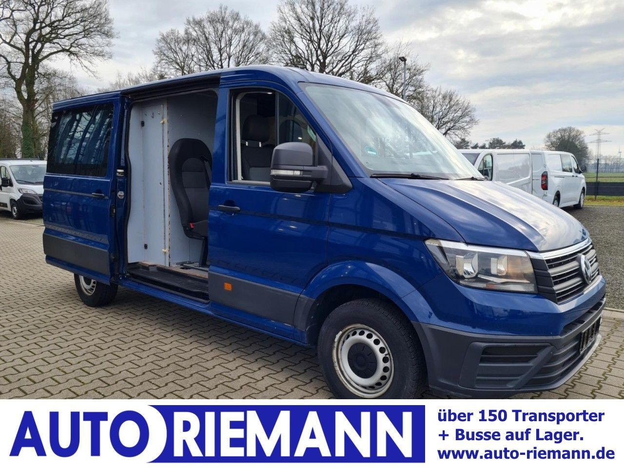 Volkswagen Crafter 35 Kasten Plus Doka mixto 6 Sitze NAVI A - Цельнометаллический фургон, Грузопассажирский фургон: фото 1 Volkswagen Crafter 35 Kasten Plus Doka mixto 6 Sitze NAVI A - Цельнометаллический фургон, Грузопассажирский фургон: фото 1