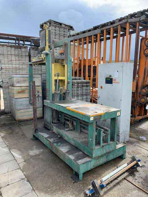 Bundling device horizontal and vertical / Umreifung horizontal und vertikal - Станок: фото 1 Bundling device horizontal and vertical / Umreifung horizontal und vertikal - Станок: фото 1