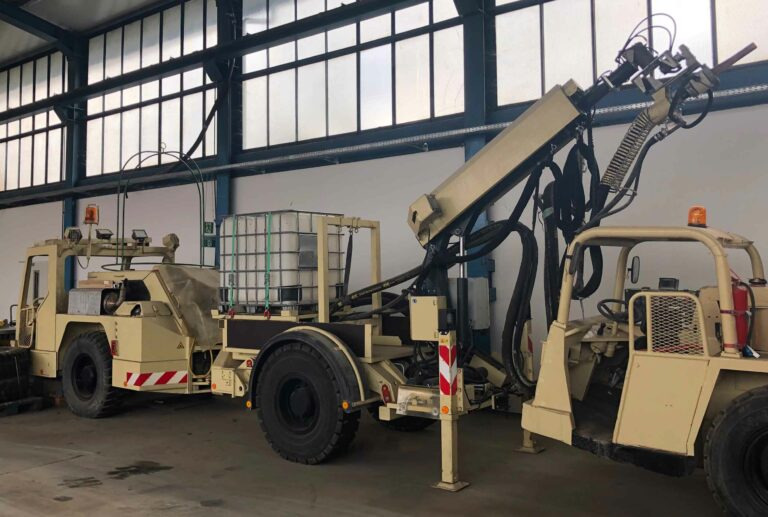 Normet NT100 / Wetkret 4 Spritzarm – spray mobil / Spritzmobil - Тоннелепроходческий комплекс: фото 1 Normet NT100 / Wetkret 4 Spritzarm – spray mobil / Spritzmobil - Тоннелепроходческий комплекс: фото 1