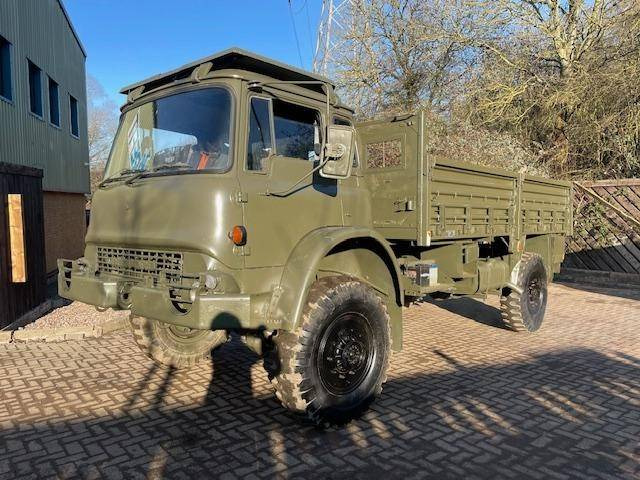 Грузовик Bedford MJ 4x4 Cargo Truck Ex-: фото 1 Грузовик Bedford MJ 4x4 Cargo Truck Ex-: фото 1