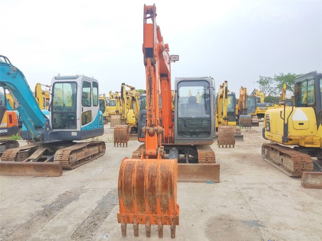 Hitachi ZX60 - Мини-экскаватор: фото 4 Hitachi ZX60 - Мини-экскаватор: фото 4