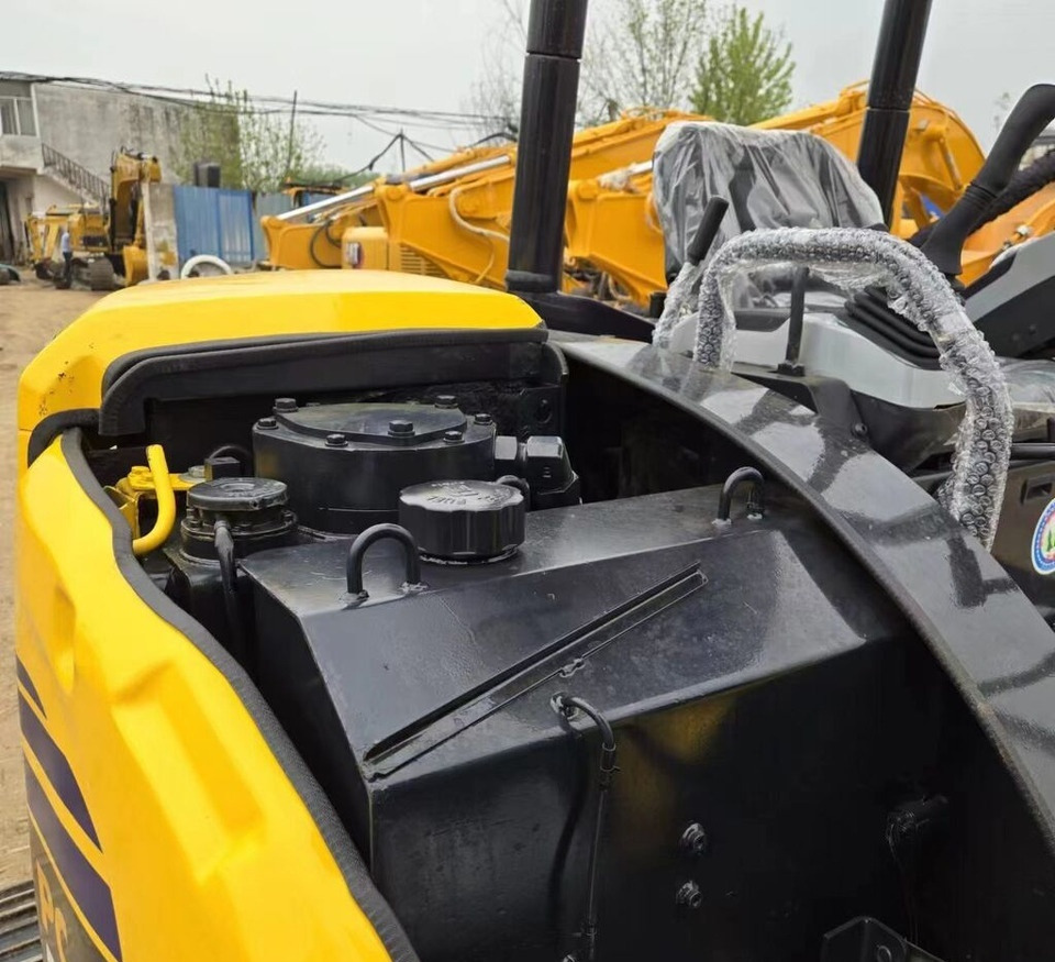 Komatsu PC50MR with canopy - Мини-экскаватор: фото 4 Komatsu PC50MR with canopy - Мини-экскаватор: фото 4