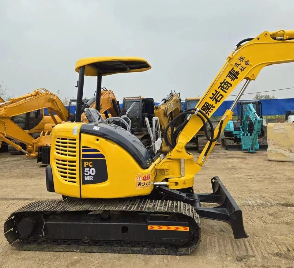 Komatsu PC50MR with canopy - Мини-экскаватор: фото 3 Komatsu PC50MR with canopy - Мини-экскаватор: фото 3