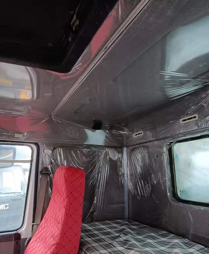 Sinotruk HOWO 6*4 Fuel Tank Truck - Грузовик-цистерна: фото 5 Sinotruk HOWO 6*4 Fuel Tank Truck - Грузовик-цистерна: фото 5