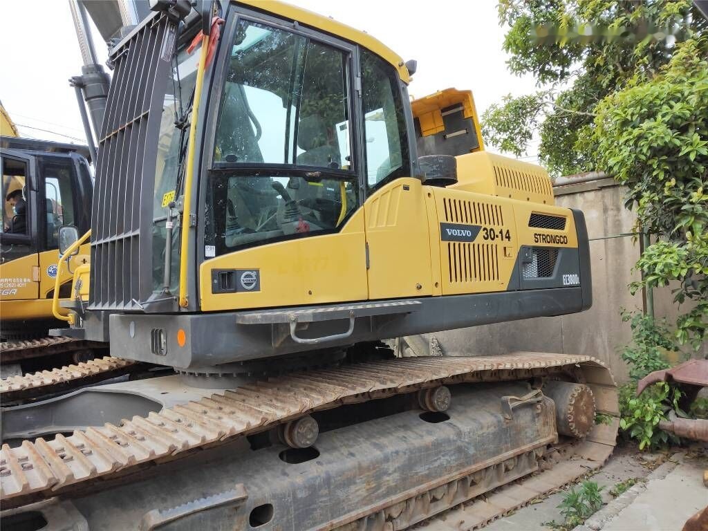 Volvo EC 380 D L - Гусеничный экскаватор: фото 1 Volvo EC 380 D L - Гусеничный экскаватор: фото 1
