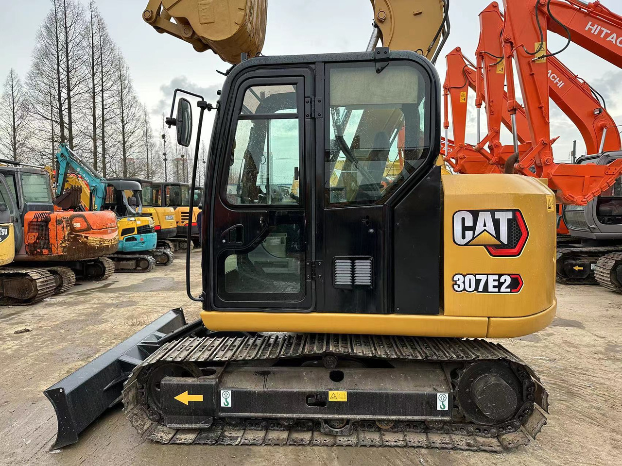 CAT 307 E 2 Caterpillar 307E2 - Мини-экскаватор: фото 1 CAT 307 E 2 Caterpillar 307E2 - Мини-экскаватор: фото 1