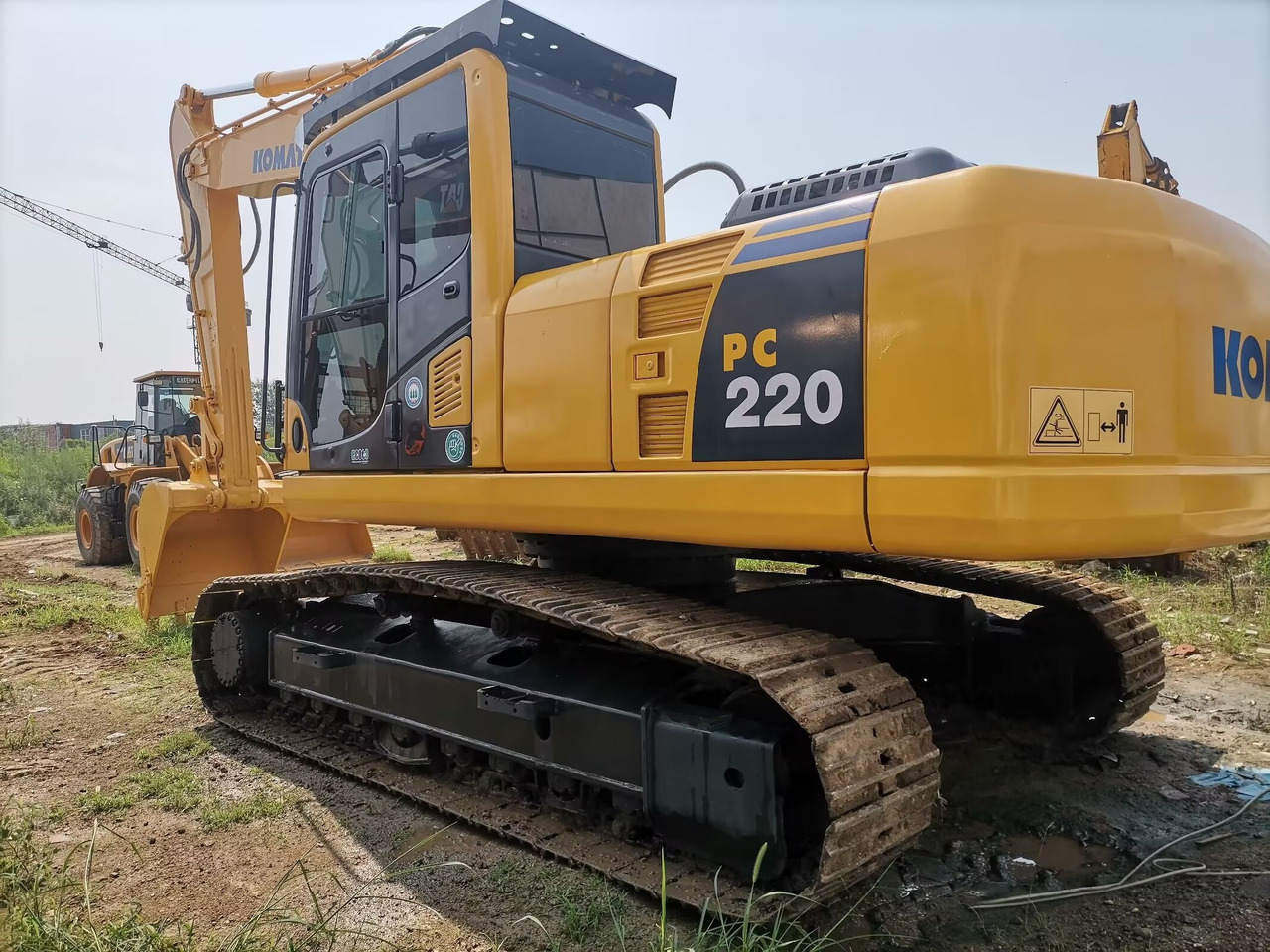 KOMATSU PC 220 - 8 Komatsu pc220-8 - Гусеничный экскаватор: фото 1 KOMATSU PC 220 - 8 Komatsu pc220-8 - Гусеничный экскаватор: фото 1