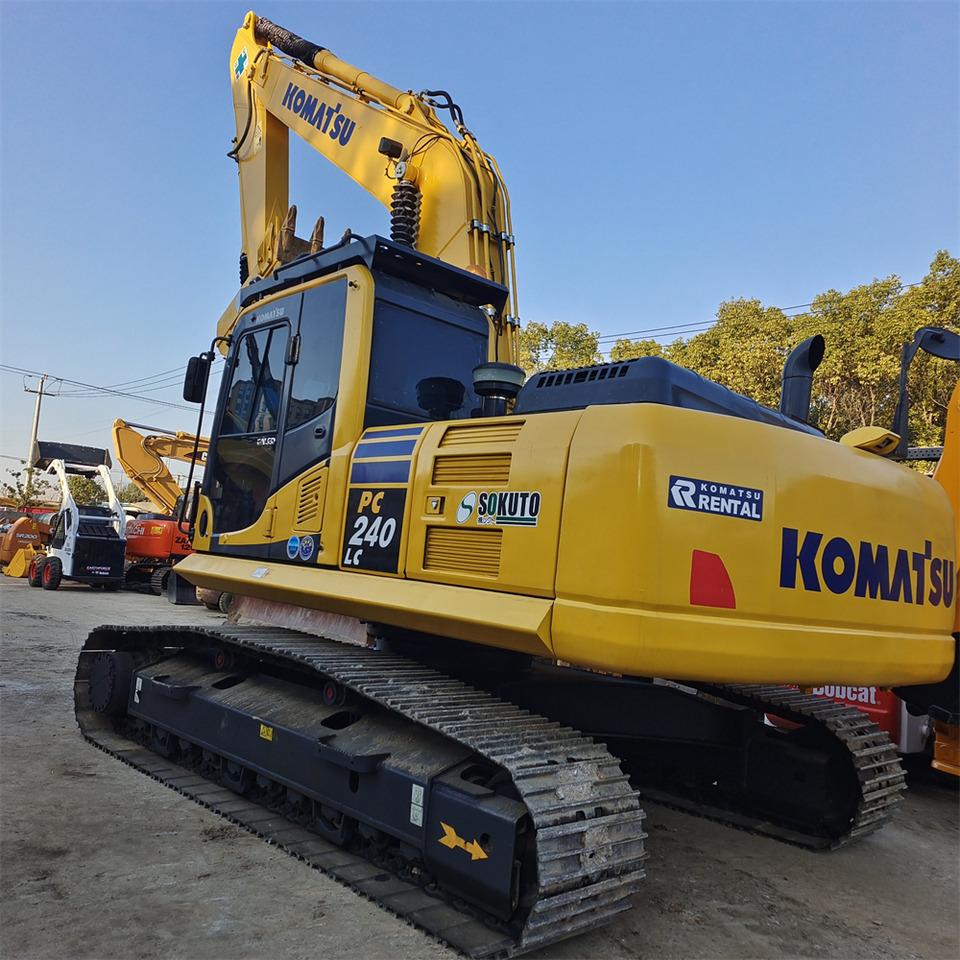 KOMATSU PC 240 - Гусеничный экскаватор: фото 1 KOMATSU PC 240 - Гусеничный экскаватор: фото 1