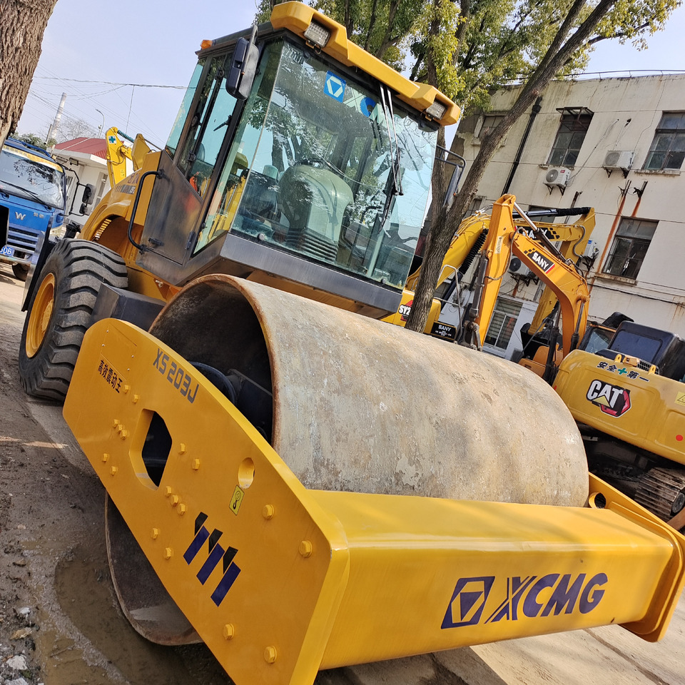 XCMG XS 203 J - Дорожный каток: фото 1