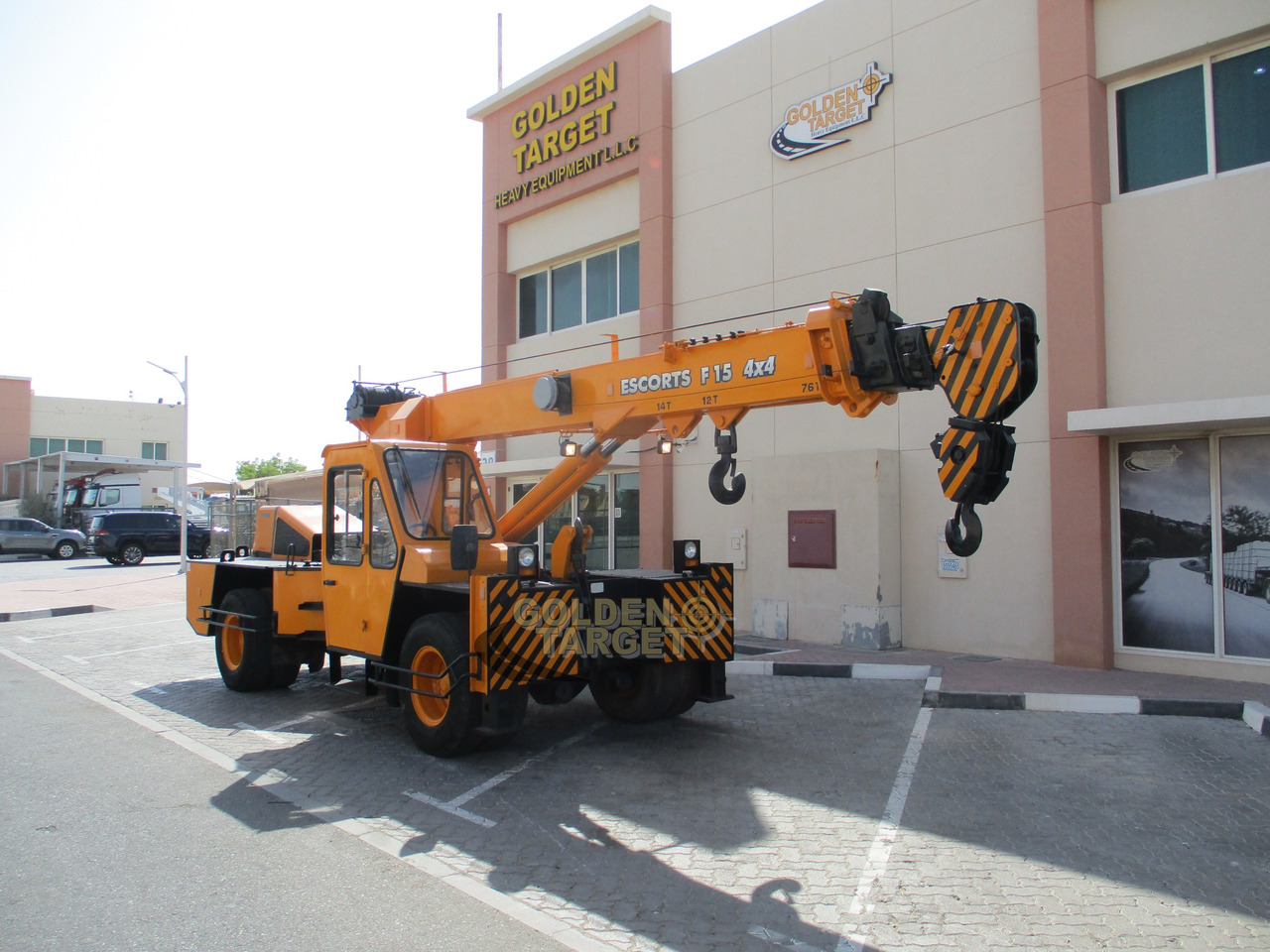 Escorts F15 4x4 Pick n Carry Crane - Мобильный кран: фото 1 Escorts F15 4x4 Pick n Carry Crane - Мобильный кран: фото 1