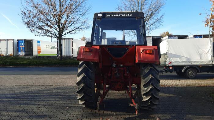 Case IH 744 - Трактор: фото 2 Case IH 744 - Трактор: фото 2