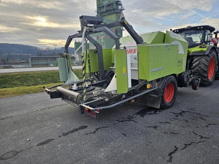 Claas Rollant 355 RC Uniwrap - Пресс-подборщик рулонный: фото 3 Claas Rollant 355 RC Uniwrap - Пресс-подборщик рулонный: фото 3