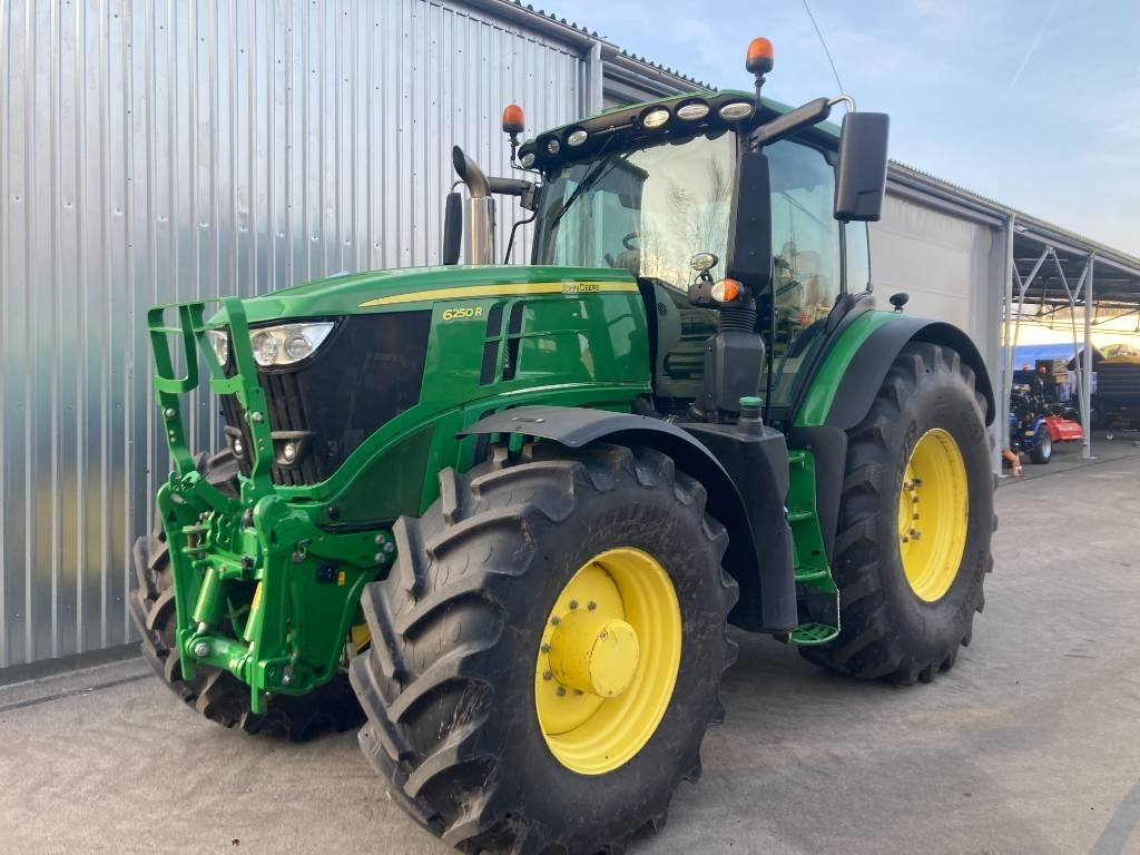 John Deere 6250 R  - Трактор: фото 1