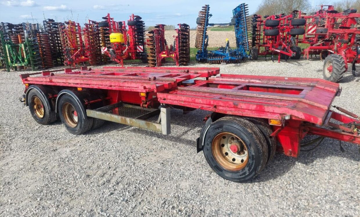 Scania Overførsels anhænger med tip - Прицеп мультилифт/ Бункеровоз: фото 1 Scania Overførsels anhænger med tip - Прицеп мультилифт/ Бункеровоз: фото 1