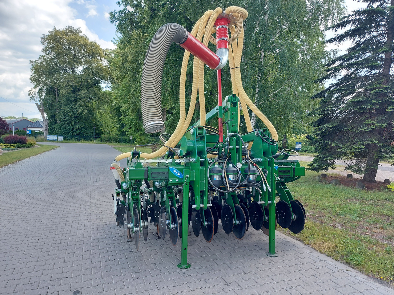 Moretto MOM Strip Hawk 6 - Посевной комплекс: фото 1