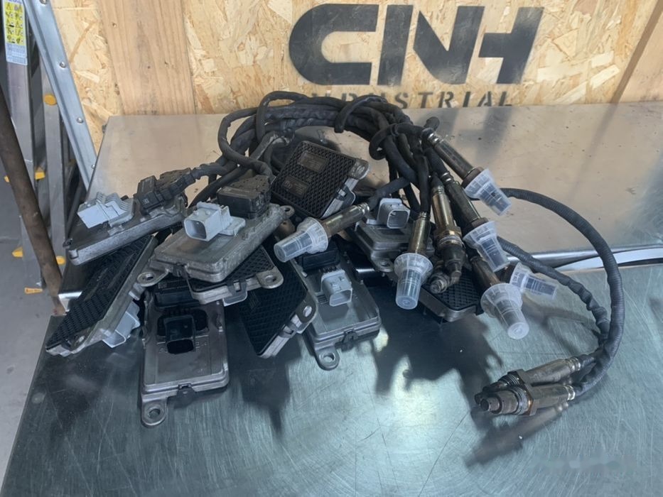Continental NOX Adblue Daf xf 106 Cummins Euro 6 4326862 DAF Xf 106 Euro 6 / 4326862 NOX Czujnik Spalin truck - Сенсор для Грузовиков: фото 1 Continental NOX Adblue Daf xf 106 Cummins Euro 6 4326862 DAF Xf 106 Euro 6 / 4326862 NOX Czujnik Spalin truck - Сенсор для Грузовиков: фото 1