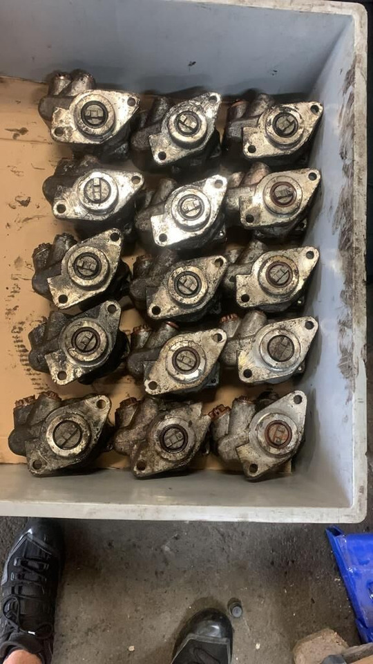 MAN ZF TGA   MAN truck - Насос гидроусилителя для Грузовиков: фото 1