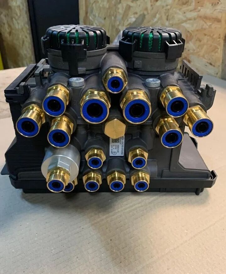 Modulator Naczepowy EBS ES2090 K055372V05 Knorr Bremse Nowy Oryg ES2090 K055372V0 - Тормозной клапан для Грузовиков: фото 1