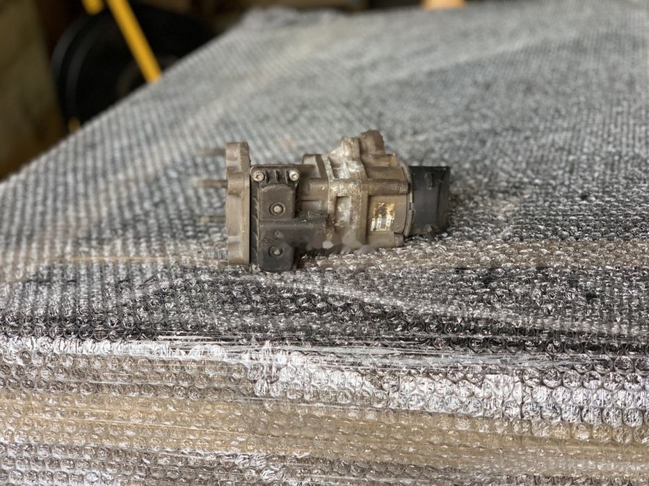 Zawór hamulcowy Oryginał Hurt K001428 Renault Magnum 440 DXI - Клапан для Грузовиков: фото 1 Zawór hamulcowy Oryginał Hurt K001428 Renault Magnum 440 DXI - Клапан для Грузовиков: фото 1