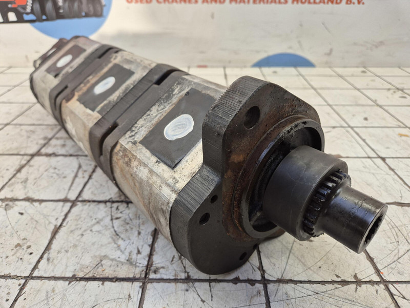 Bosch Bosch 4 way gear pump - Гидравлический насос для Кранов: фото 1 Bosch Bosch 4 way gear pump - Гидравлический насос для Кранов: фото 1
