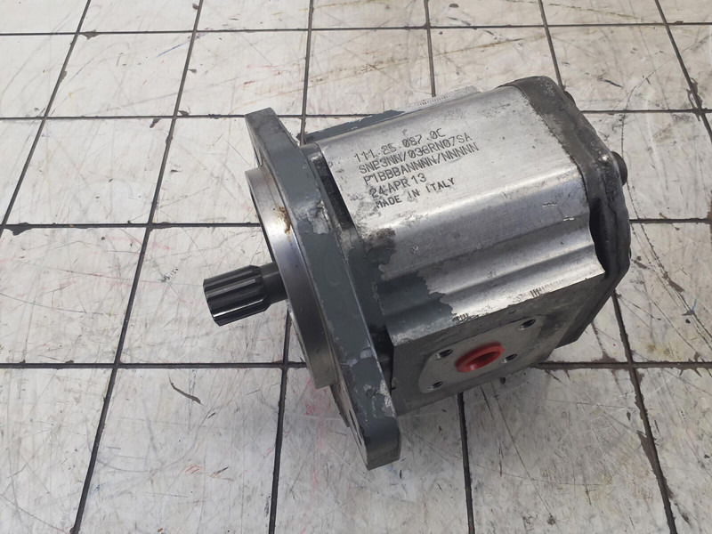 DANFOSS LTM 1130-5.1 GEAR PUMP - Гидравлический насос для Кранов: фото 1 DANFOSS LTM 1130-5.1 GEAR PUMP - Гидравлический насос для Кранов: фото 1