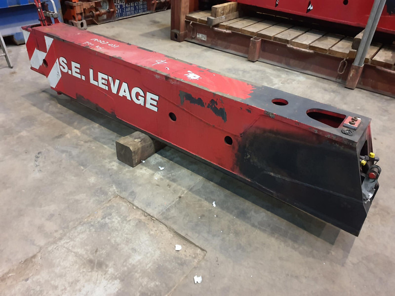 Grove GMK 5130-1 outrigger beam front - Кузов и экстерьер для Кранов: фото 1 Grove GMK 5130-1 outrigger beam front - Кузов и экстерьер для Кранов: фото 1