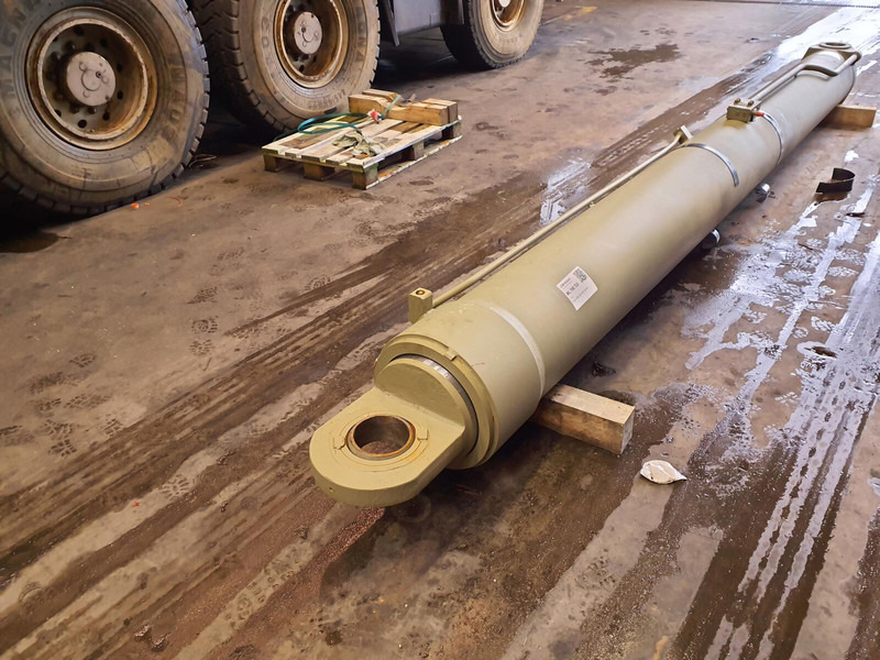 Grove GMK 5220 boom cylinder - Гидравлический цилиндр для Кранов: фото 1 Grove GMK 5220 boom cylinder - Гидравлический цилиндр для Кранов: фото 1