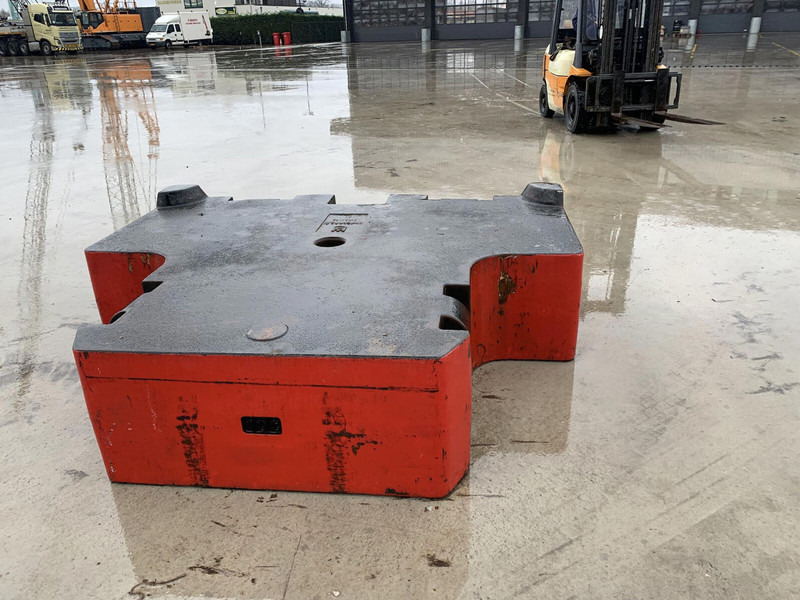Противовес для Строительной техники Grove GMK 6400 central counterweight 10 ton: фото 1 Противовес для Строительной техники Grove GMK 6400 central counterweight 10 ton: фото 1