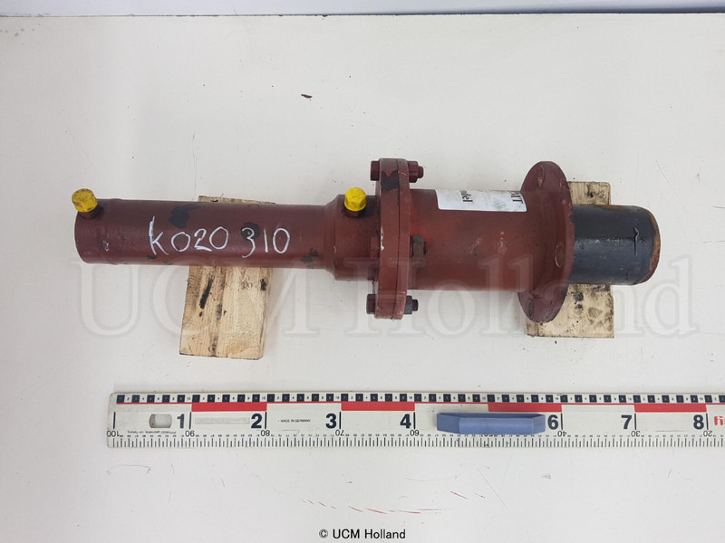 Krupp 350 GMT counterweight locking cylinder - Гидравлический цилиндр для Кранов: фото 1